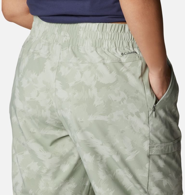 Women's Columbia Pleasant Creek Jogger Olive | Plus Size CA-L851A